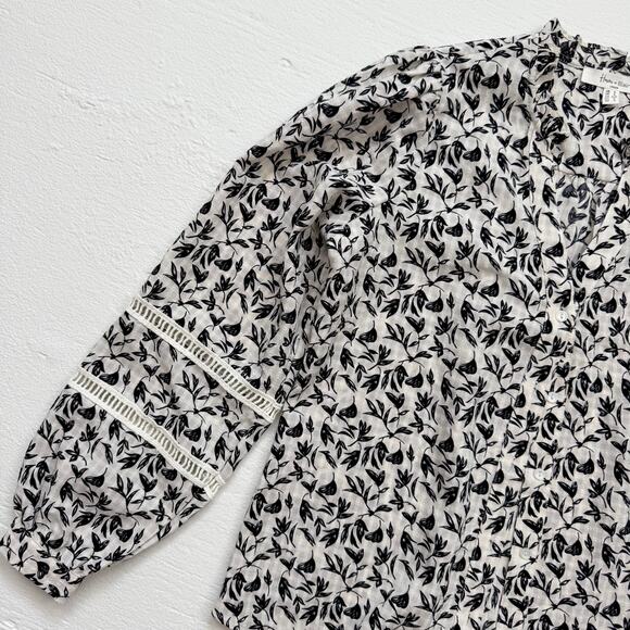 Haven & Blair Floral V-Neck Button Up Blouse Long Sleeve, Size Small - Picture 2 of 6